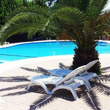 Διαμέρισμα Ein Grosses Mobilheim Auf Einem Campingplatz Nahe Dem Meer Und Dem Badeort - B59772